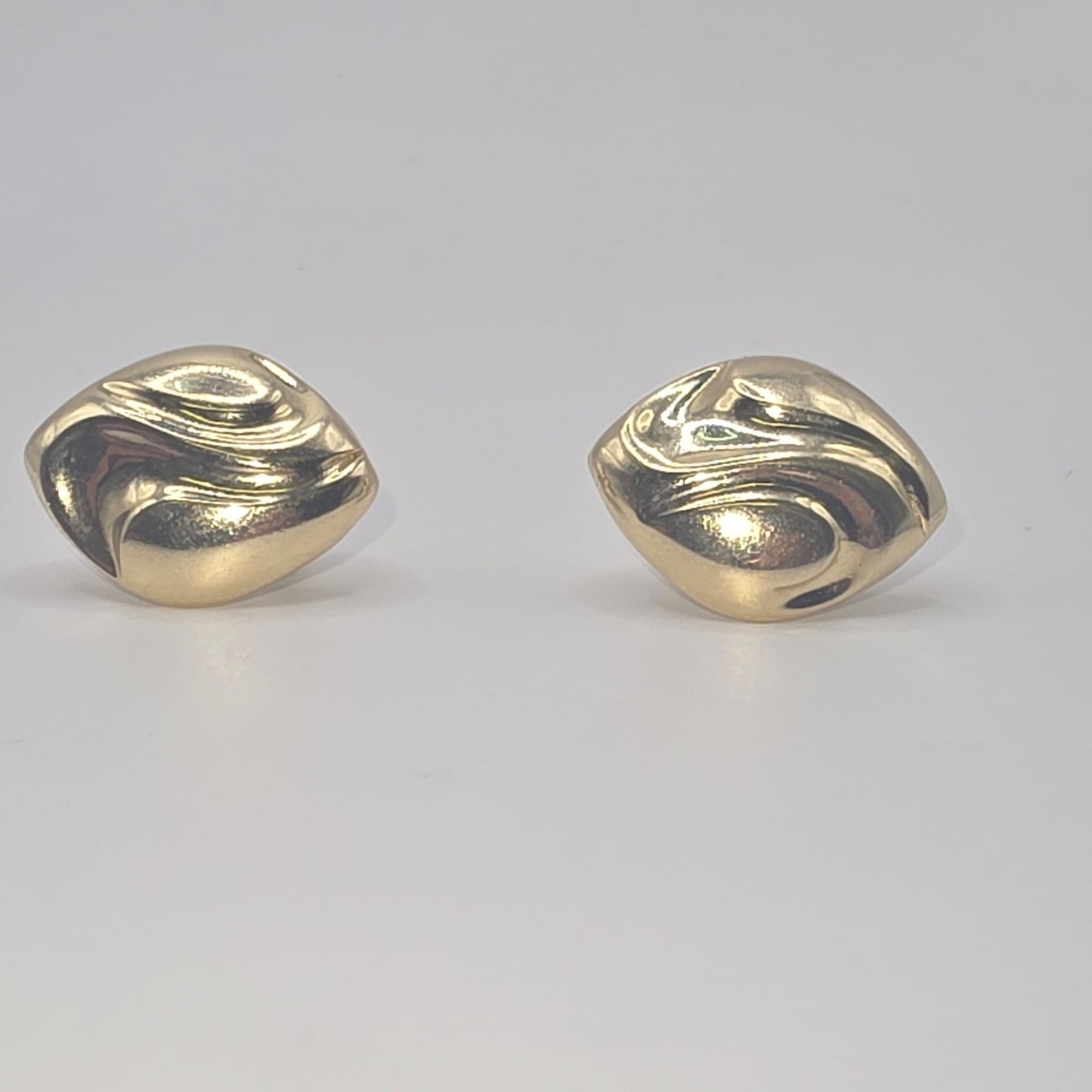 WOMAN STUD EARRING 10K