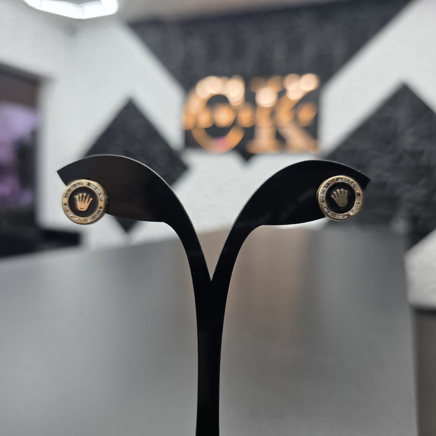 CROWN STUD EARRING 14K