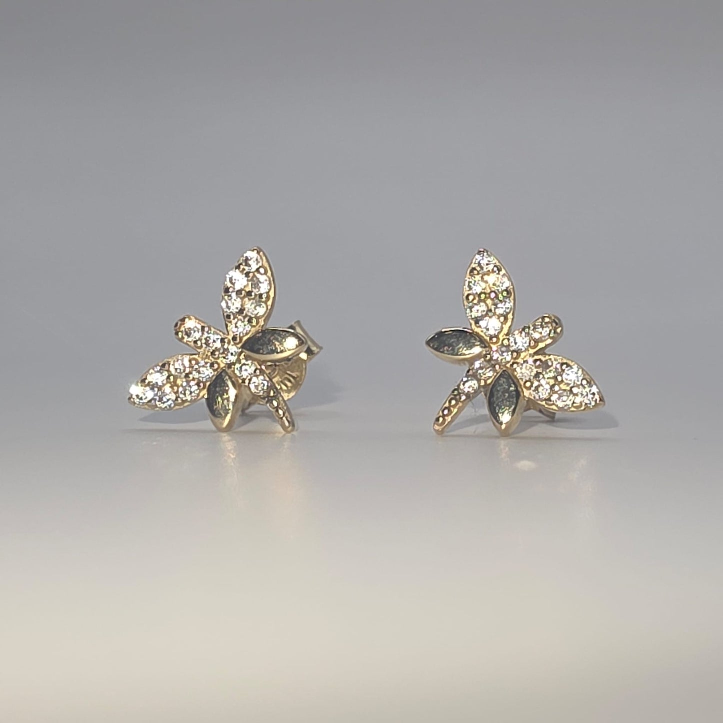 DRAGONFLY STUD EARRING 10K