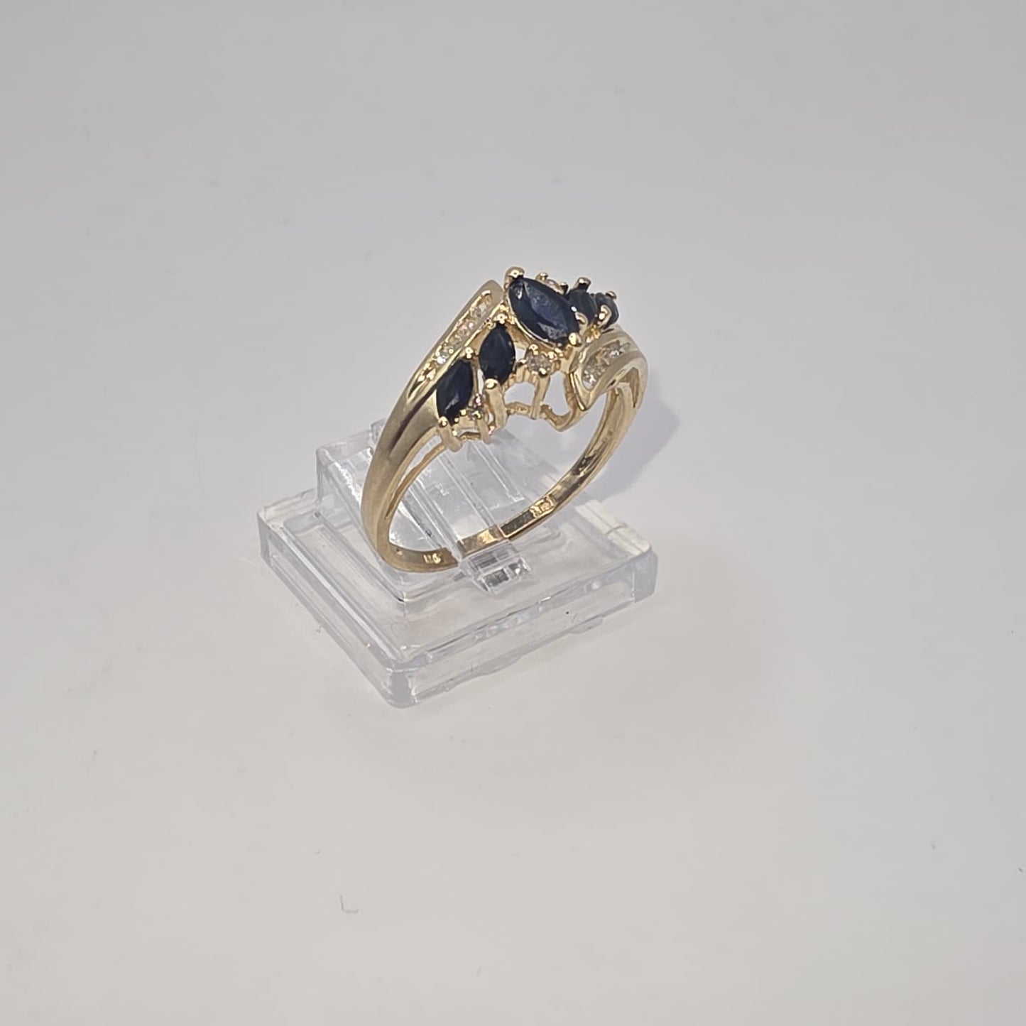 WOMAN'S RING 10K