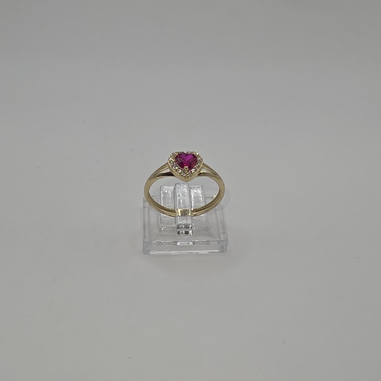 RED HEART STONE RING 10K