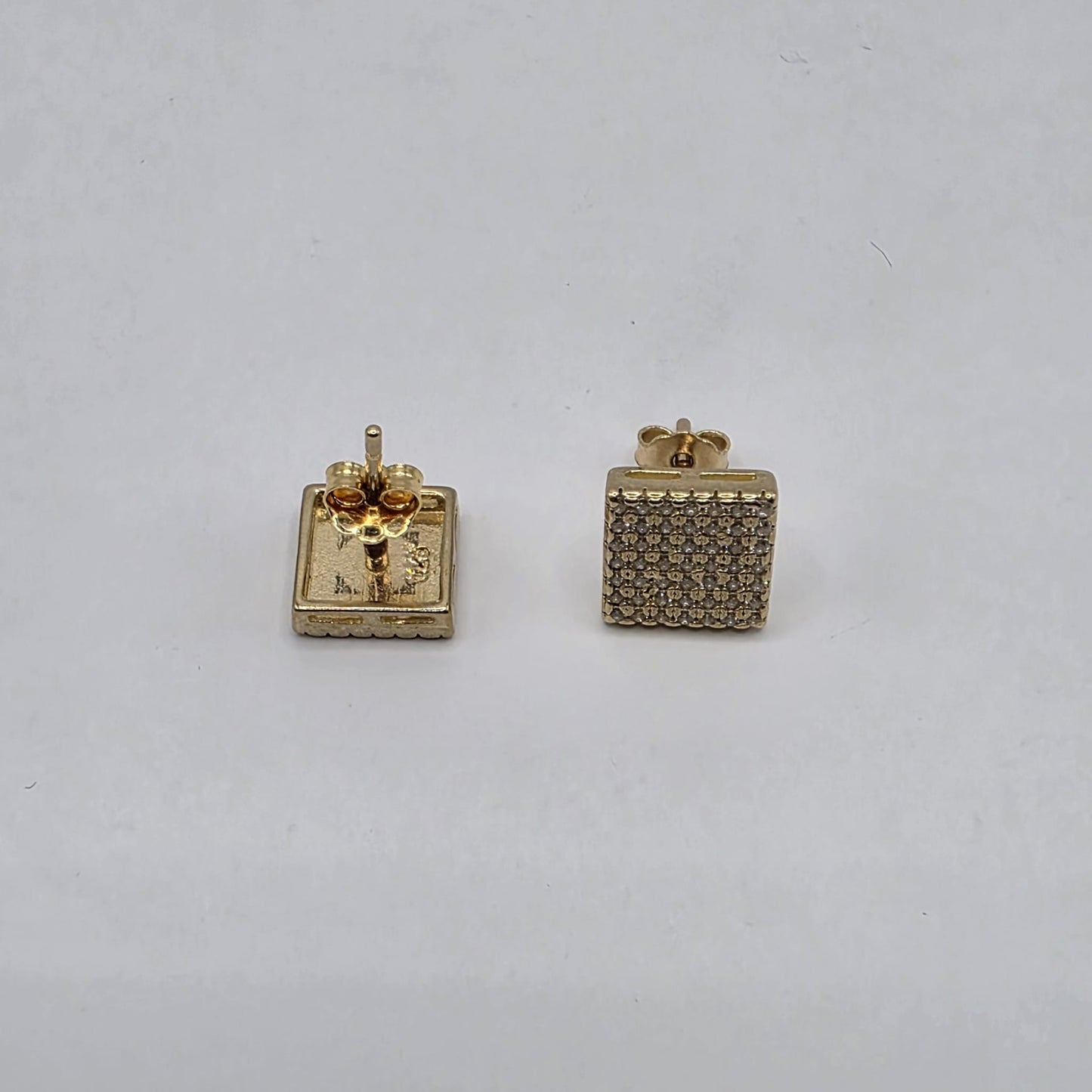SQUARE EARRING 10K