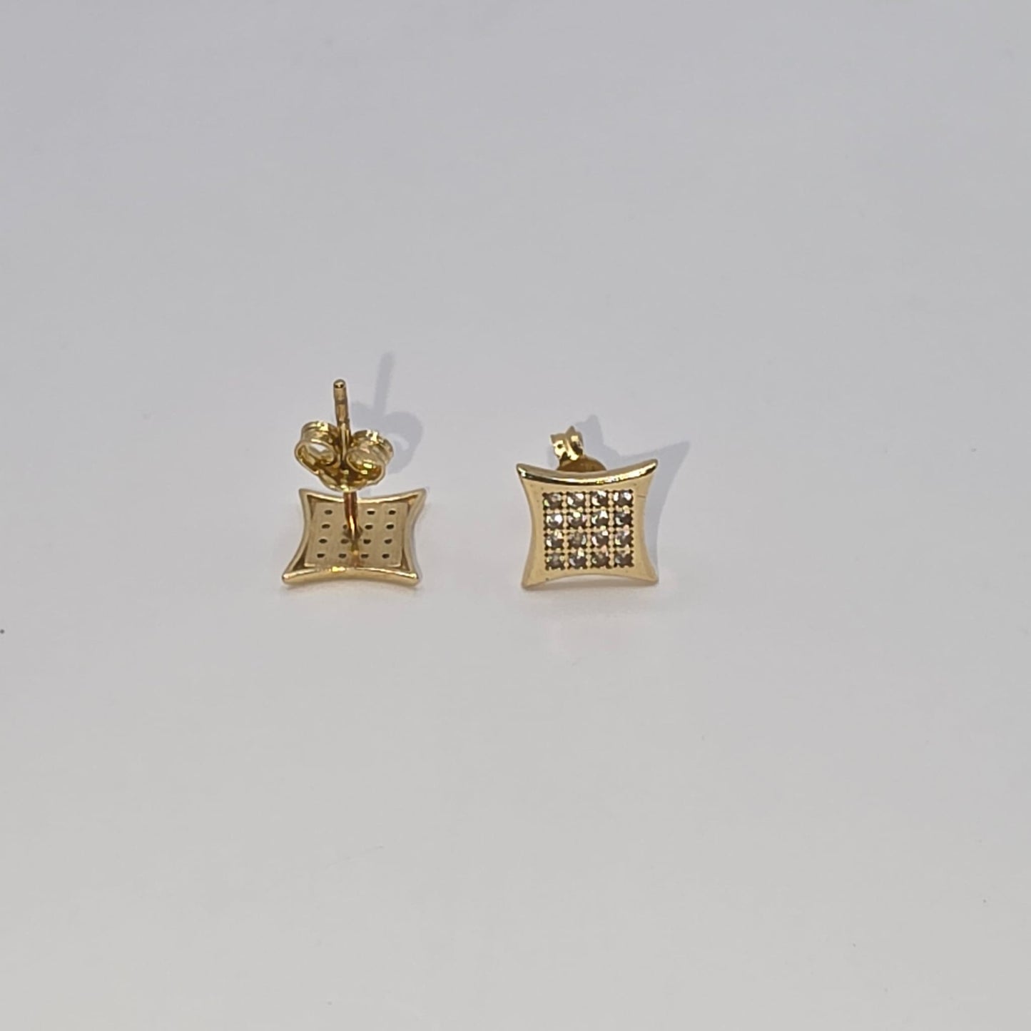 STUD EARRING 10K