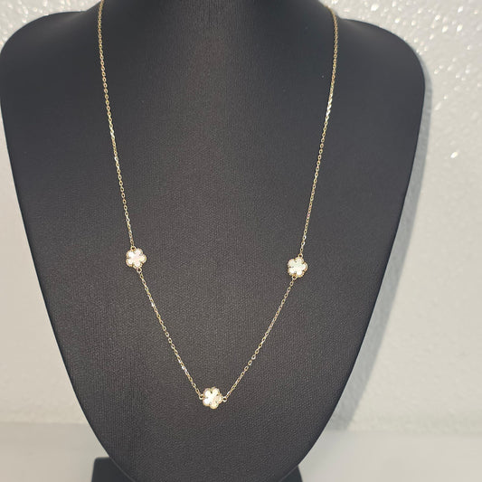 CLOVER NEACLACE 10K