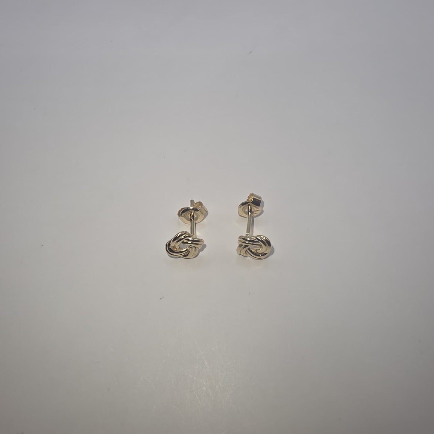 STUD EARRING 10K