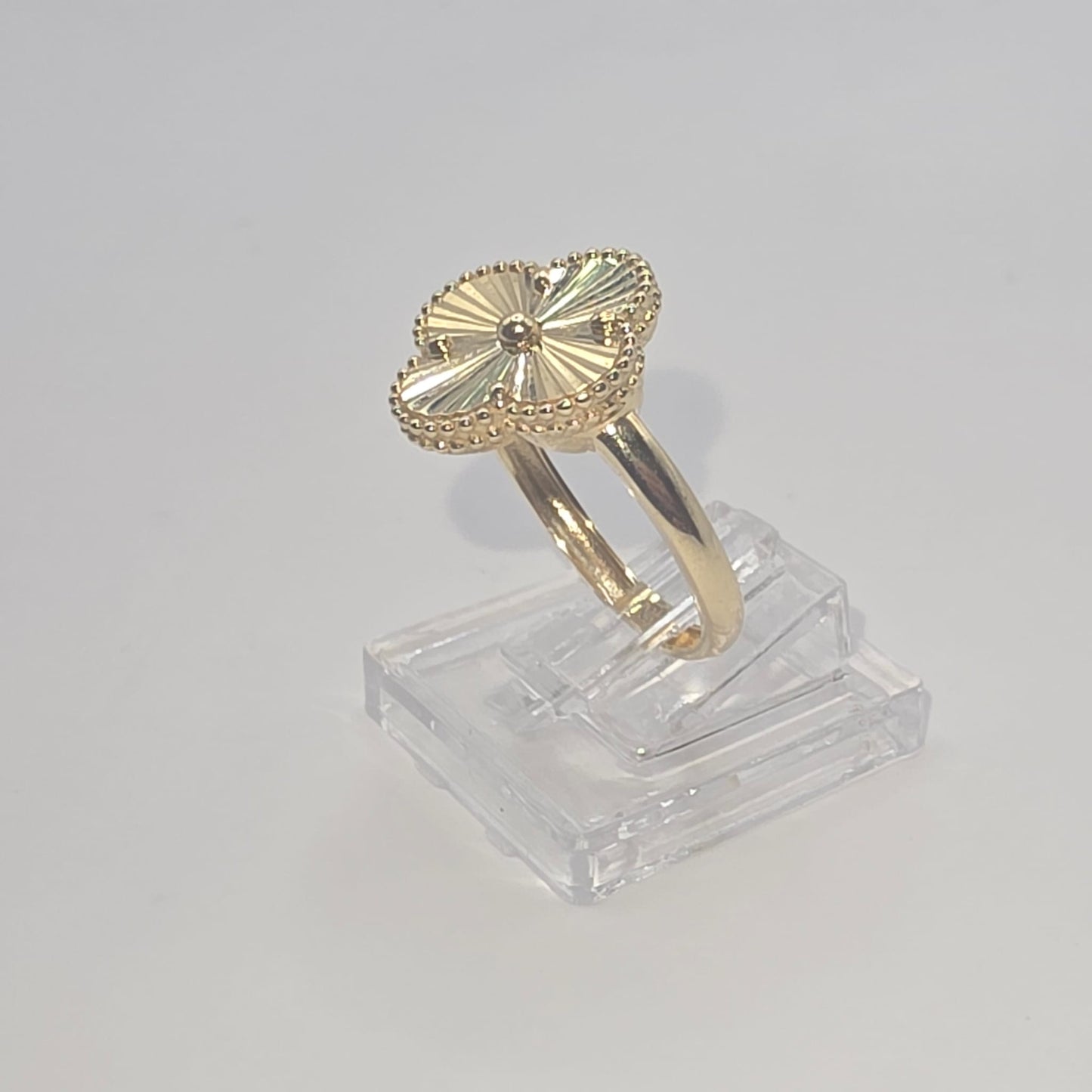 CLOVER RING 10K