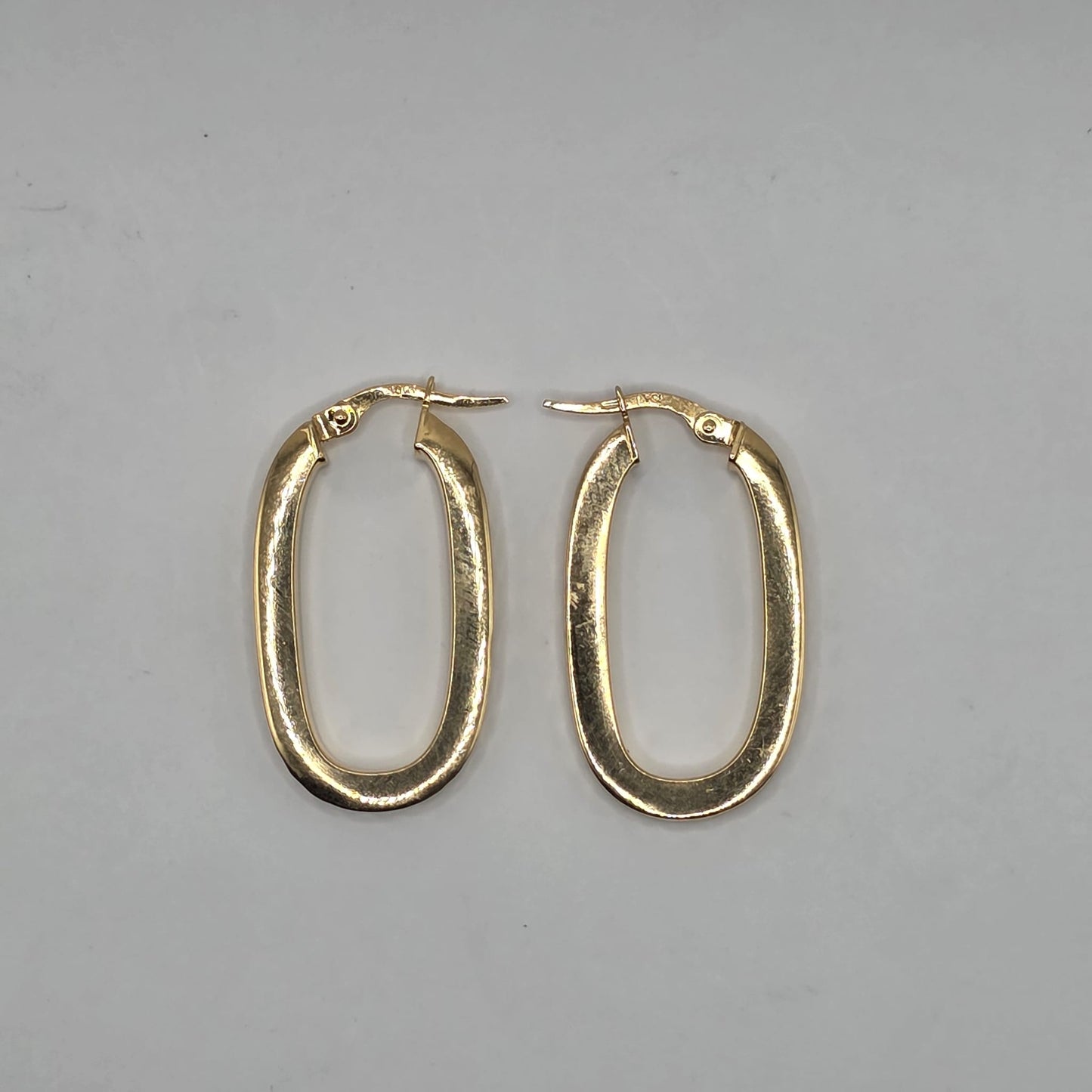 HOOP EARRING 10K