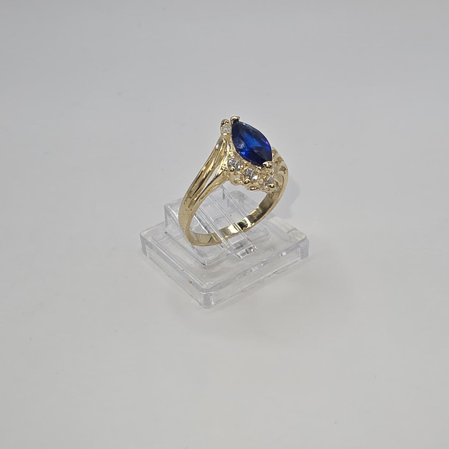 BLUE STONE RING 10K