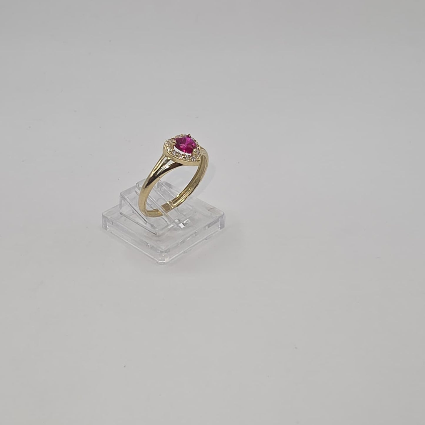 RED HEART STONE RING 10K