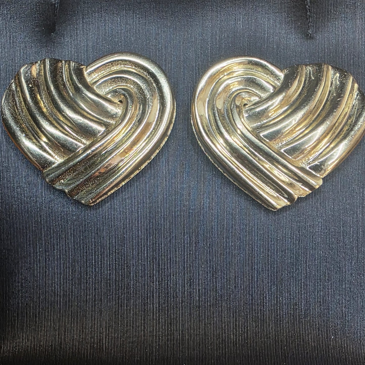 HEART STUD EARRING 10K