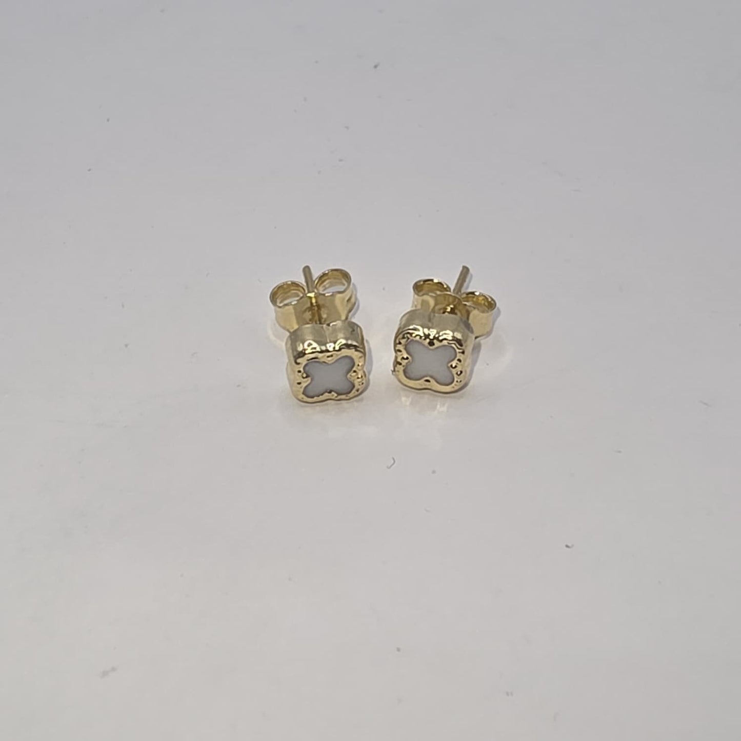 CLOVER STUD EARRING 10K