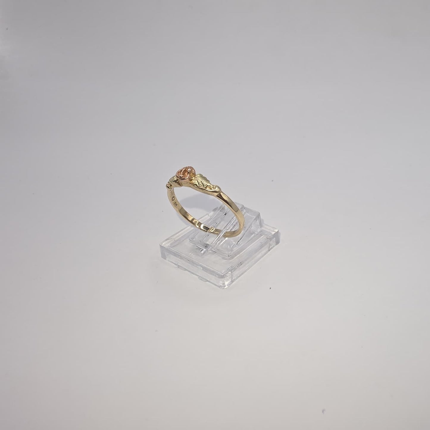 WOMEN'S RING 10K