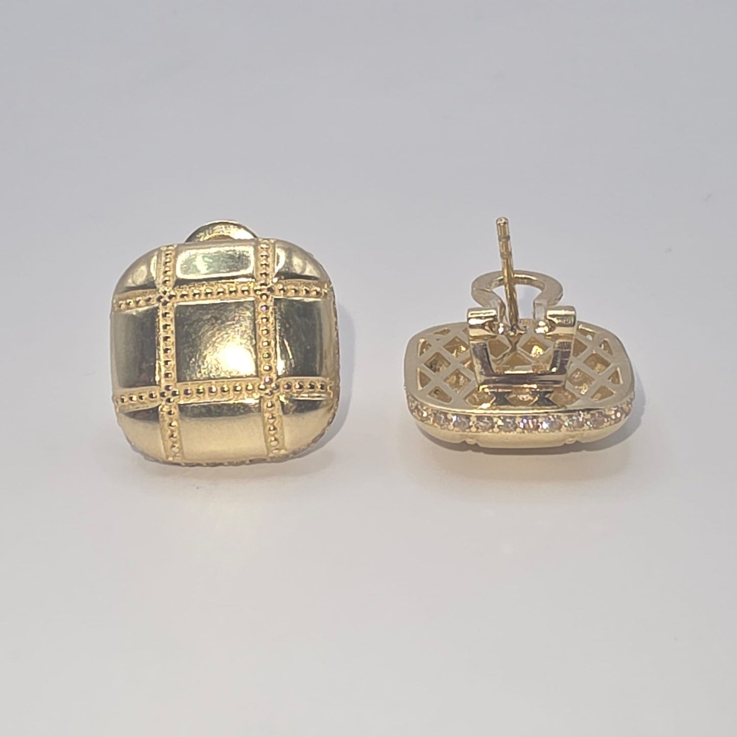 SQUARE STUD EARRING 10K