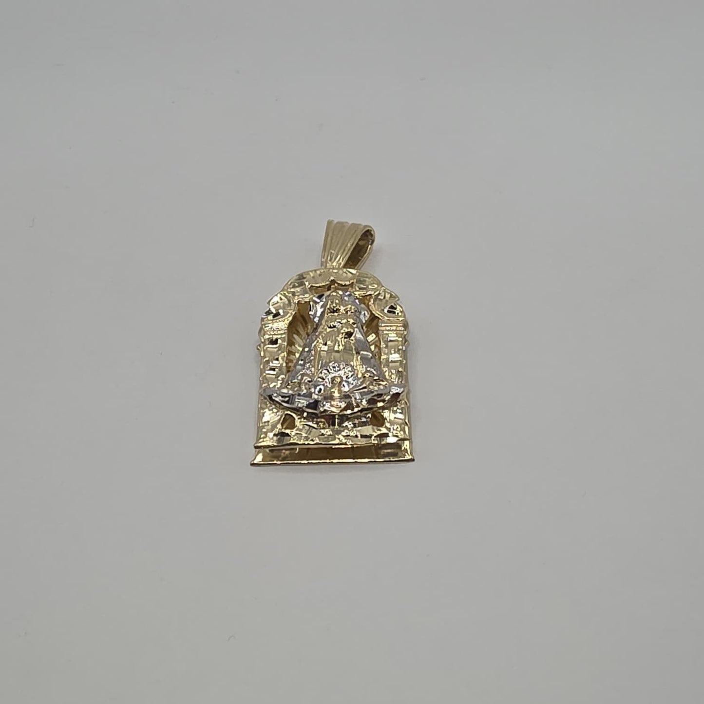 S BARBARA PENDANT 10K