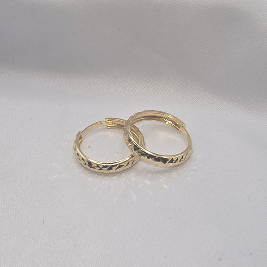 HUGGIES EARRING 10K