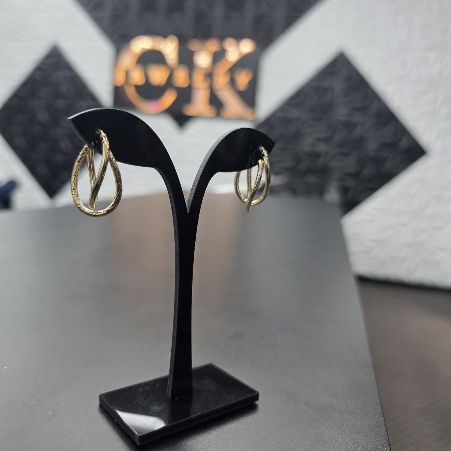 HOOP EARRING 10K