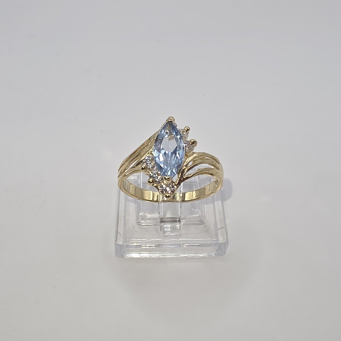 AQUAMARINE RING 10K