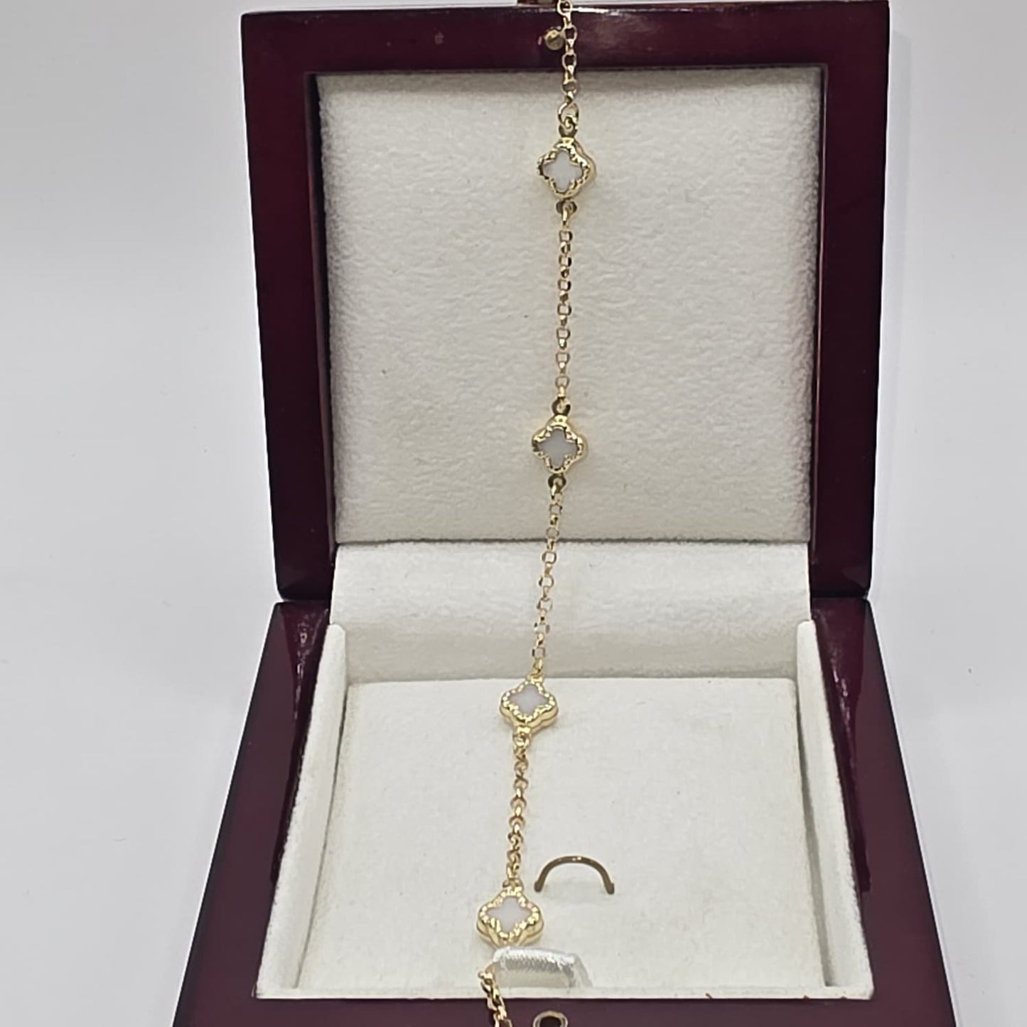 WHITE CLOVER BRACELET 10K