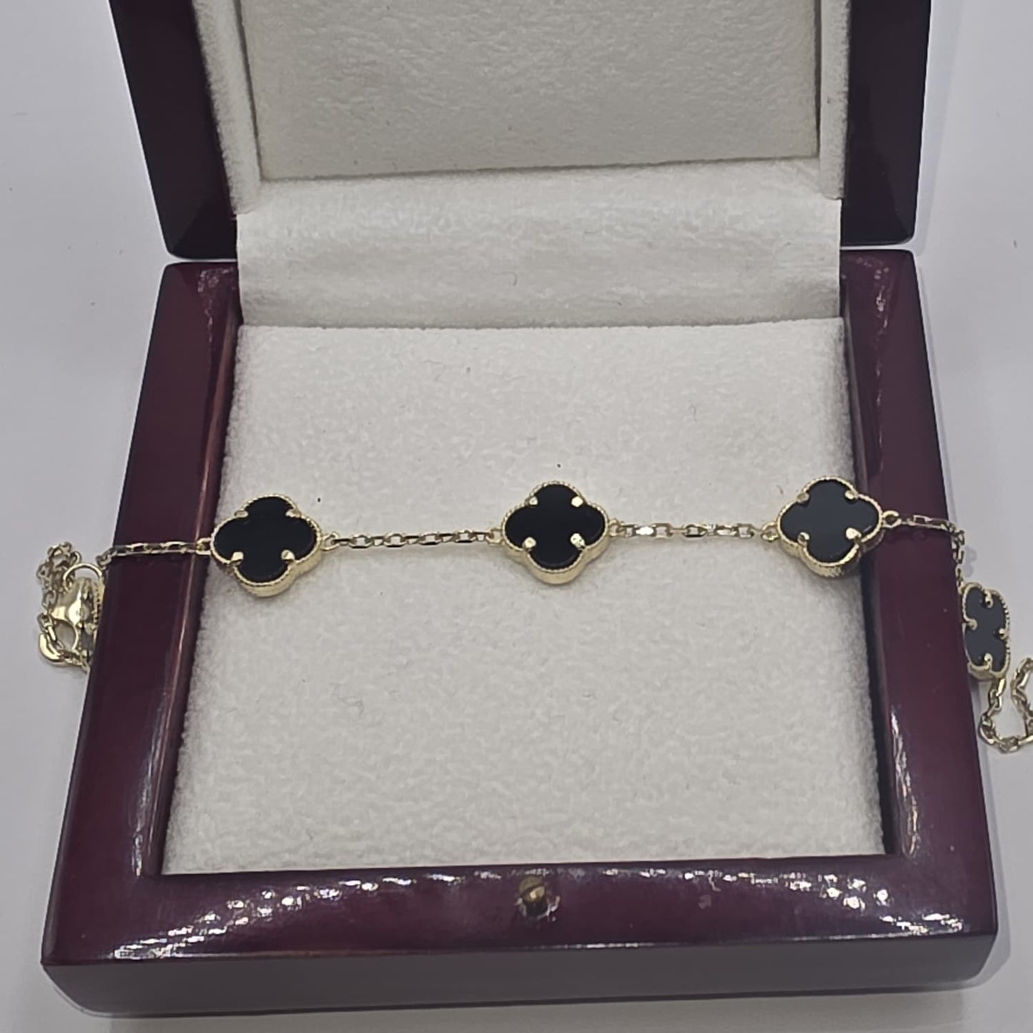 BLACK CLOVER BRACELET 10K