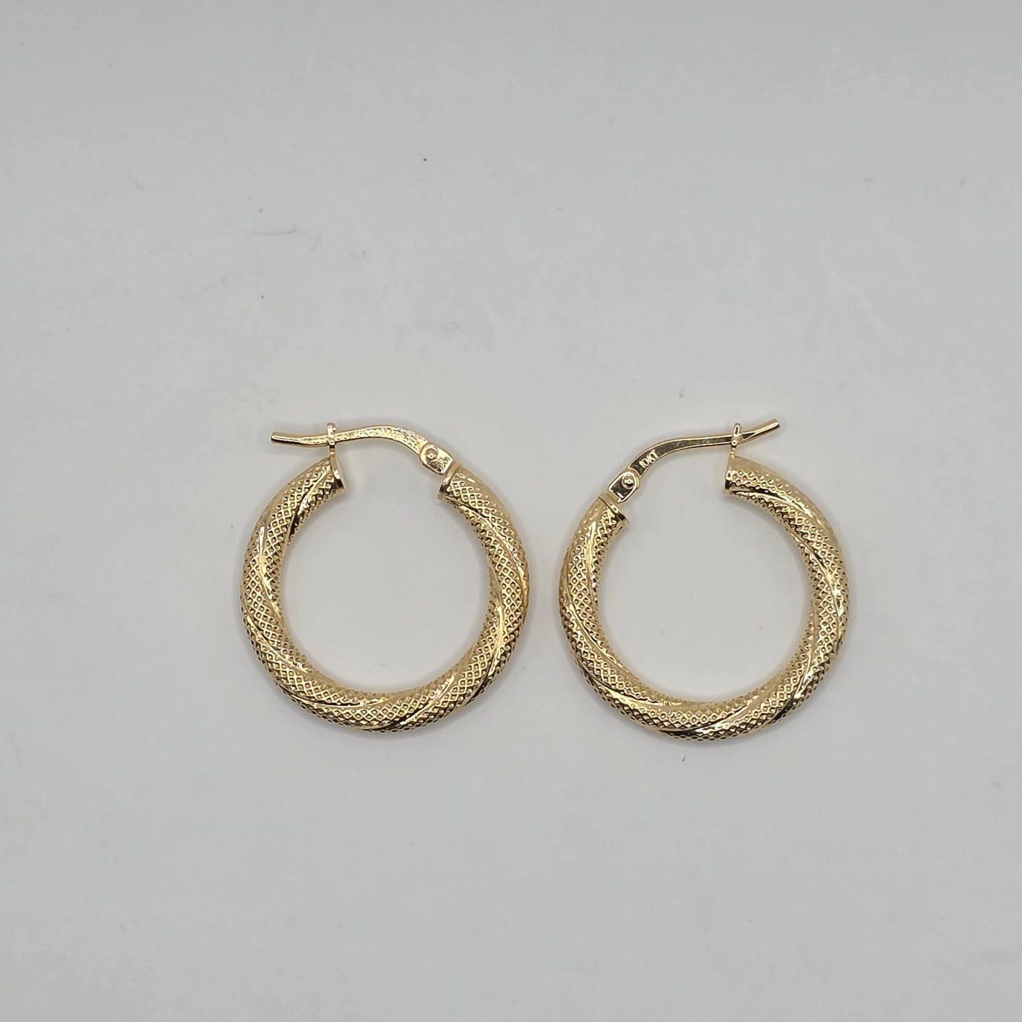 HOOP EARRING 10K
