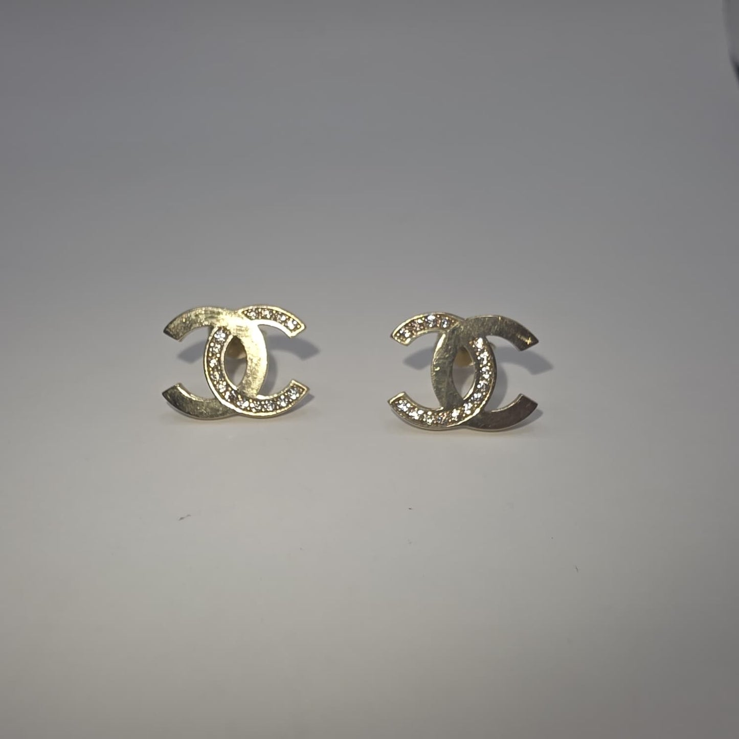 CC STUD EARRING 10K  WEIGHT: 1.5G