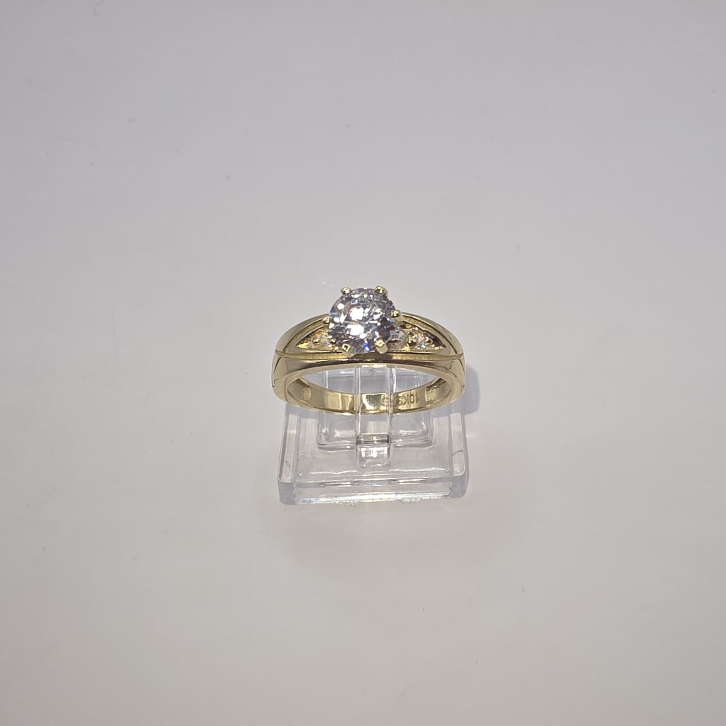 ENGAGEMENRT RING 10K