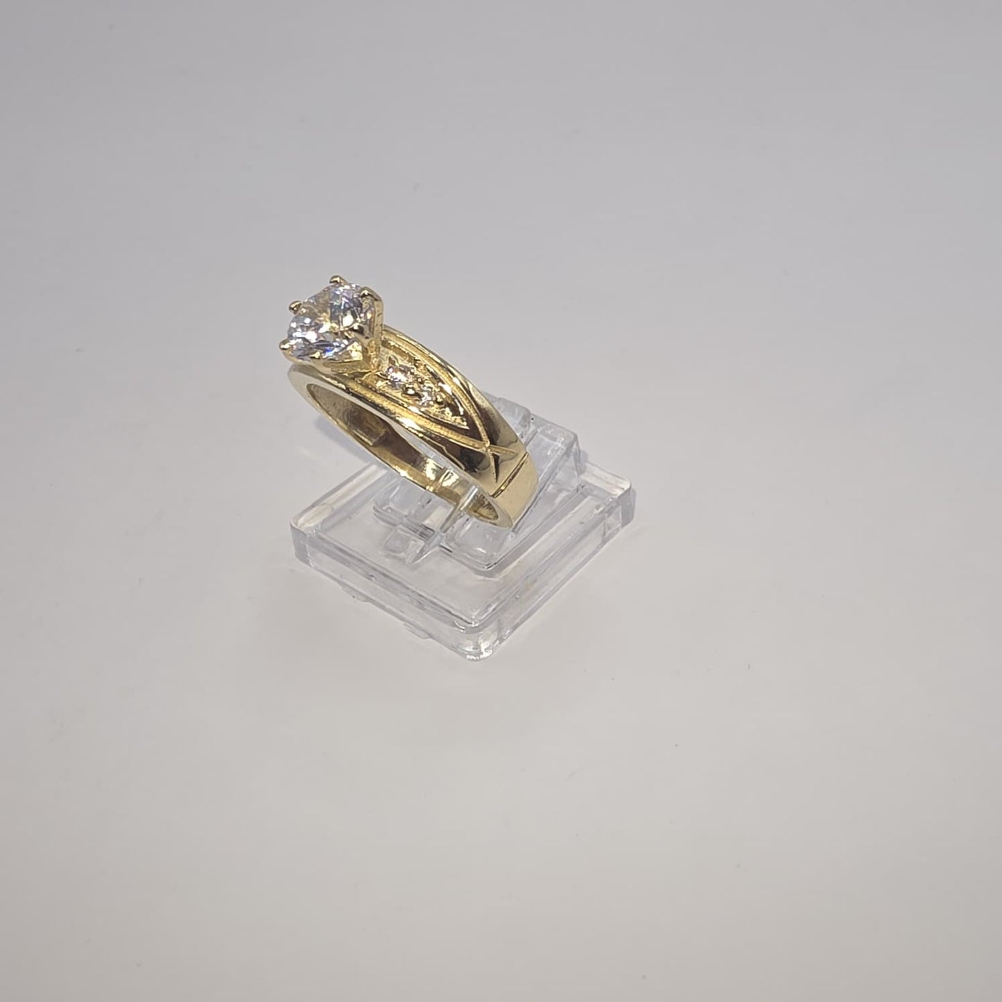 ENGAGEMENRT RING 10K