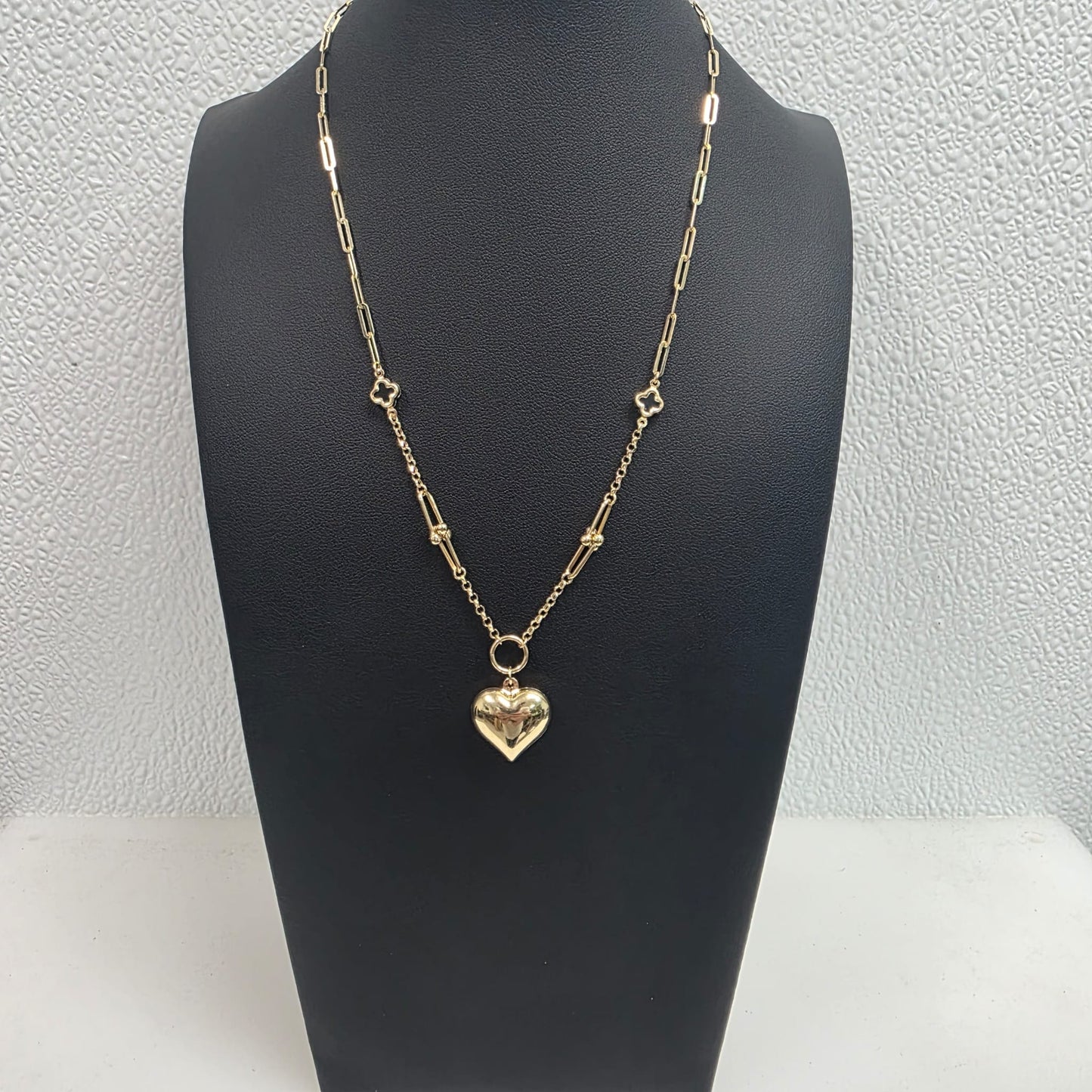 LV HEART NECKLACE 14K