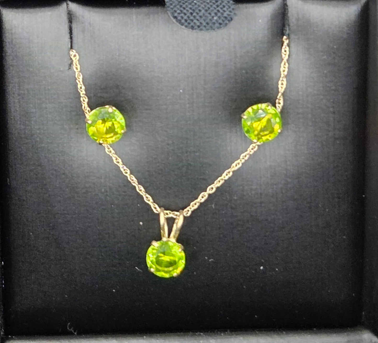 BHIRTH STONE NECKLACE SET AUGUST