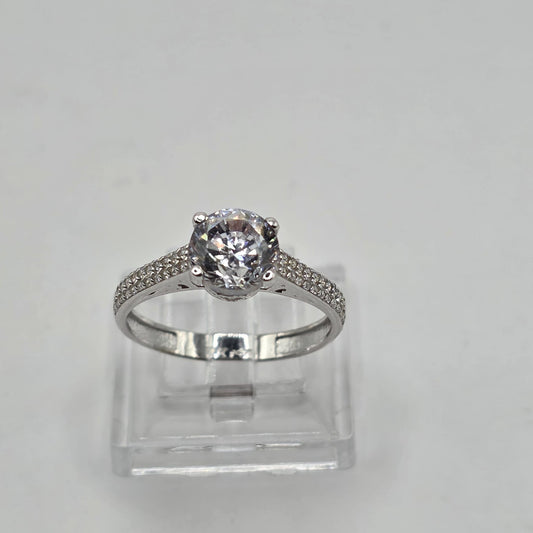 WHITE GOLD