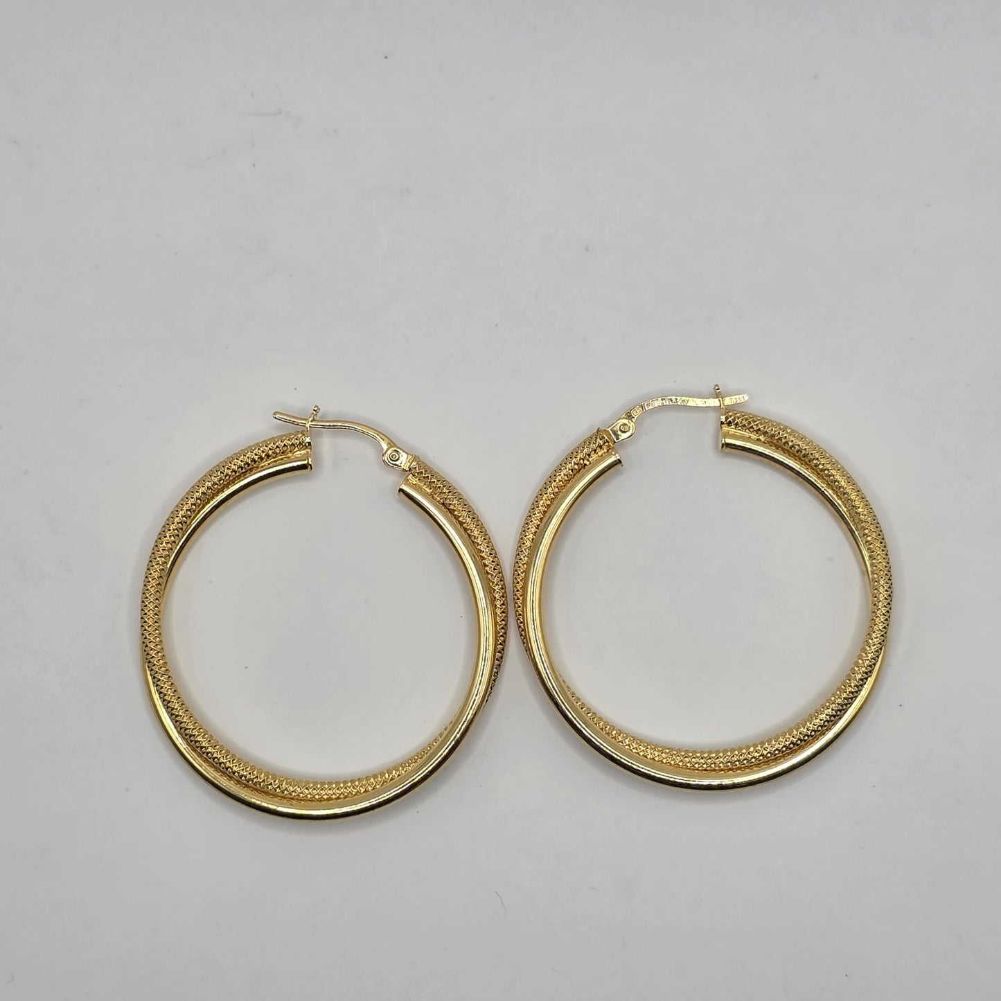 HOOP EARRING 10K
