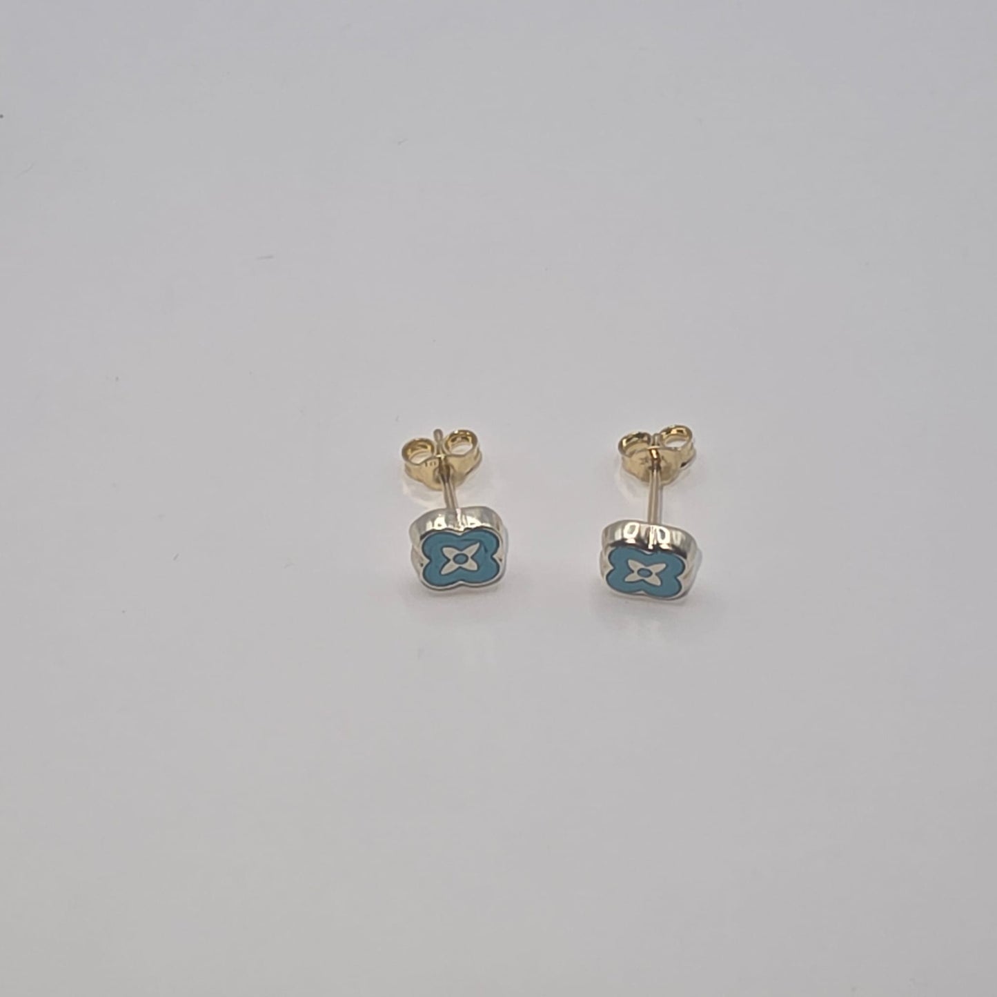 STUD EARRING 10K