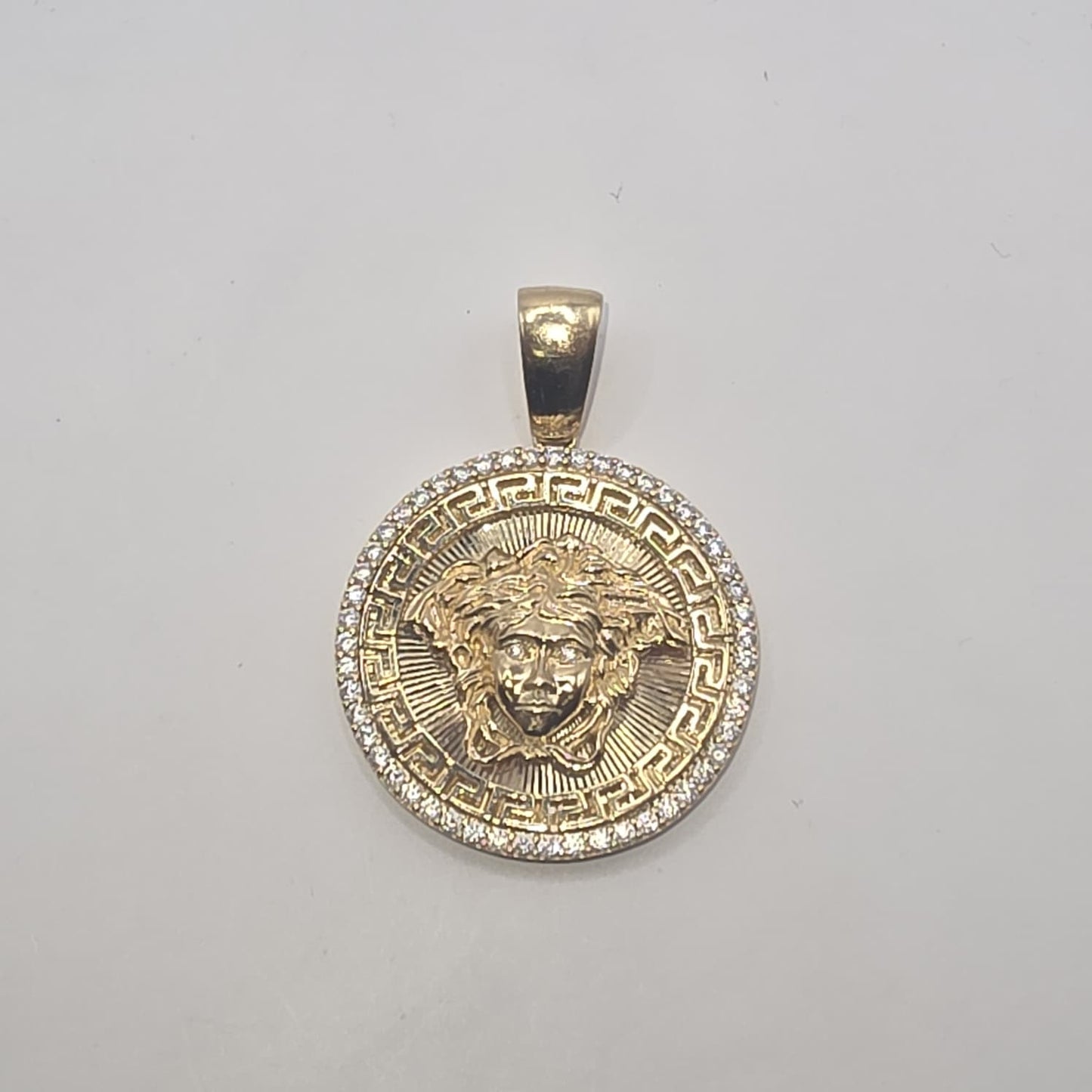 MEDUSA  PENDANT 10K