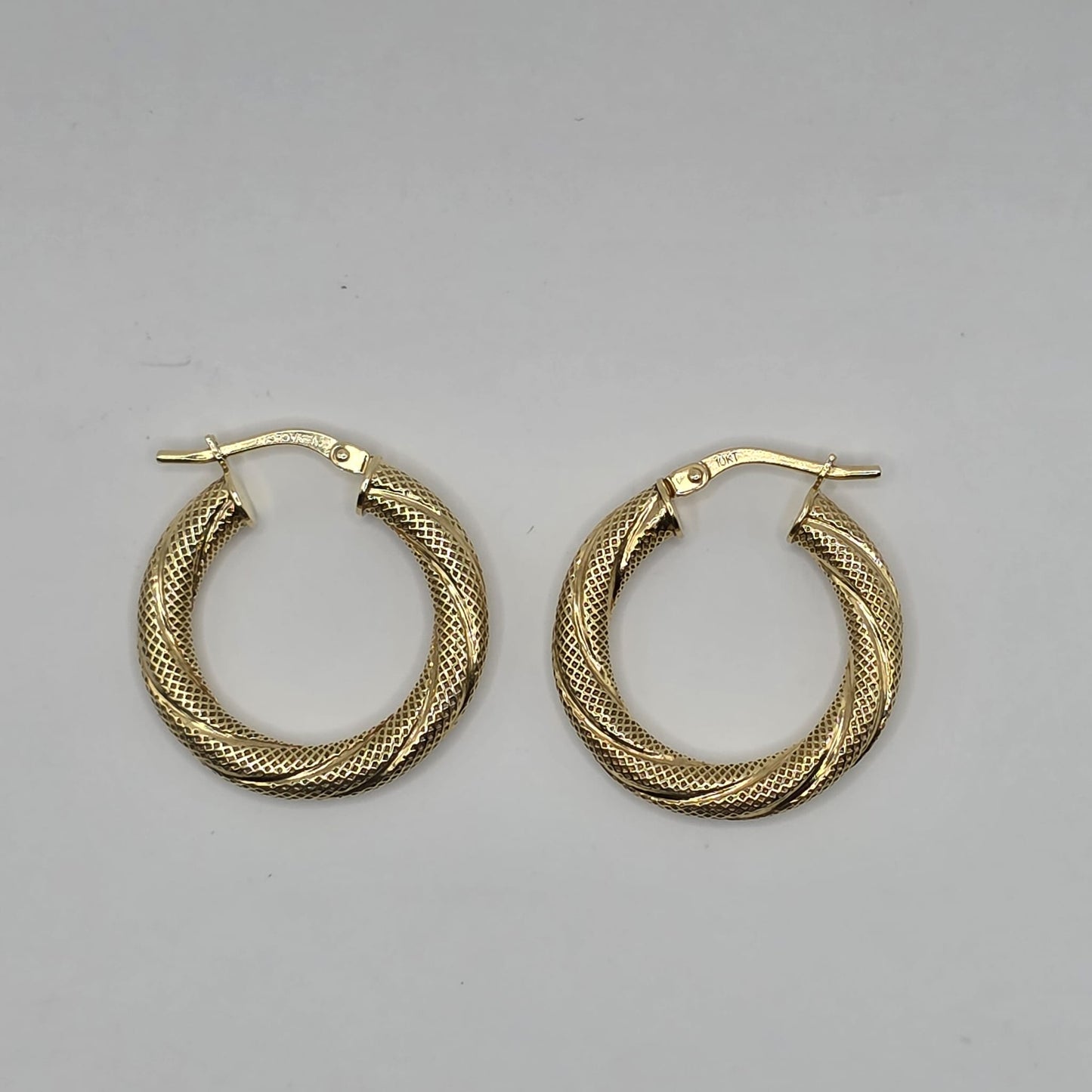 HOOP EARRING 10K