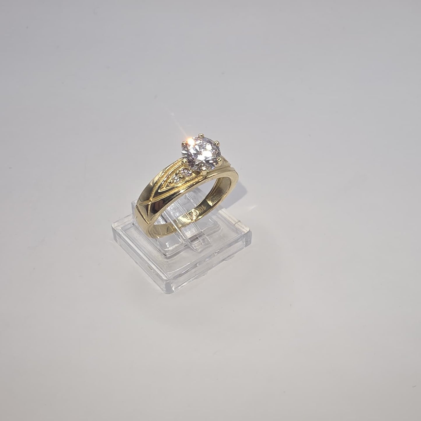 ENGAGEMENRT RING 10K