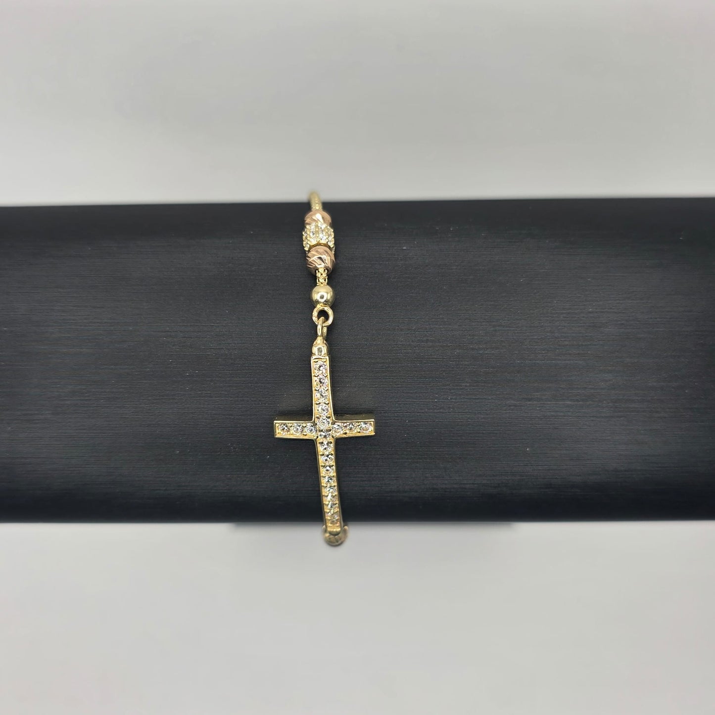 CROSS BRACELET 10K