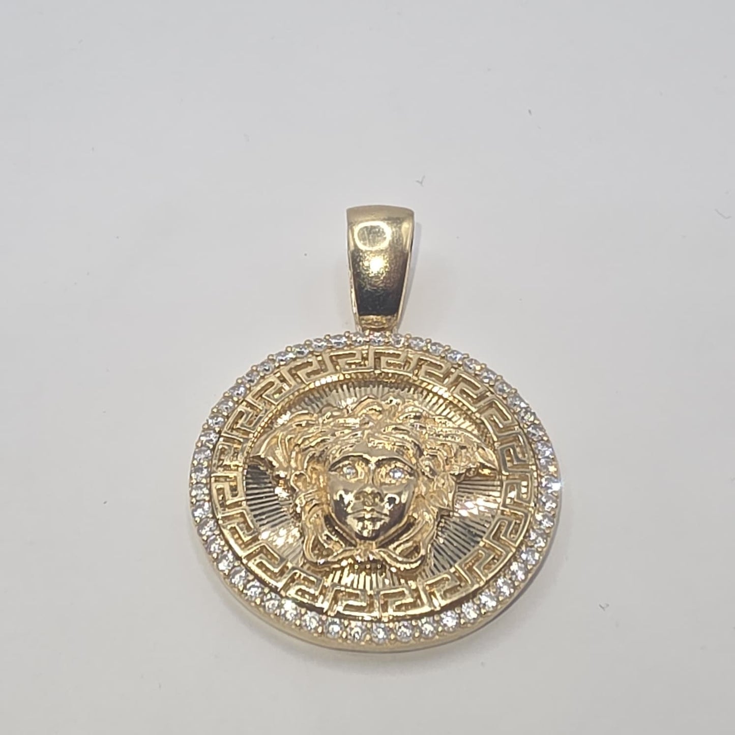 MEDUSA  PENDANT 10K