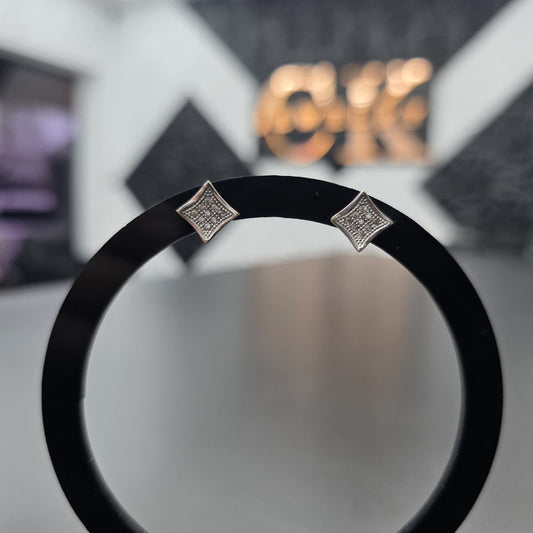 SQUERE STUD EARRING 10K