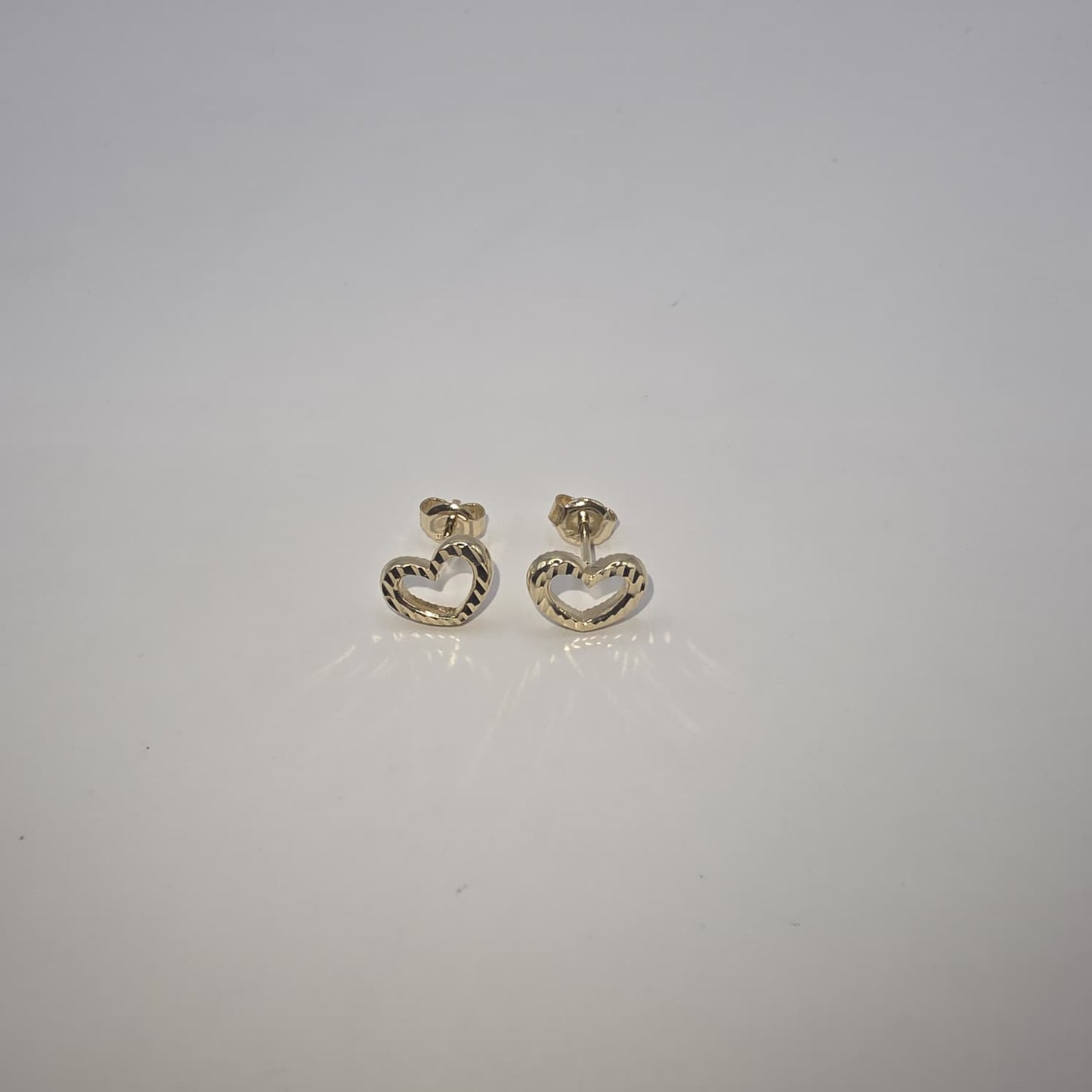 HEART STUD EARRING 10K
