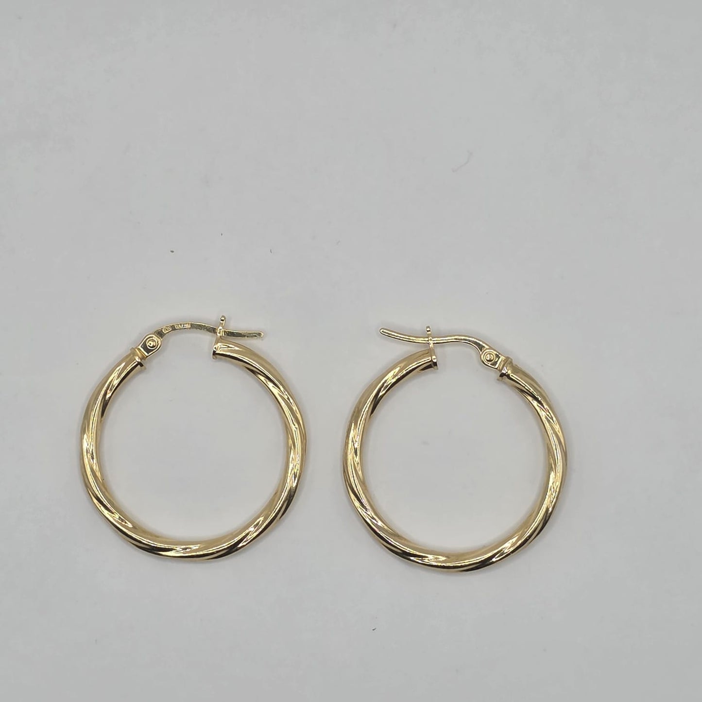 HOOP EARRING 10K