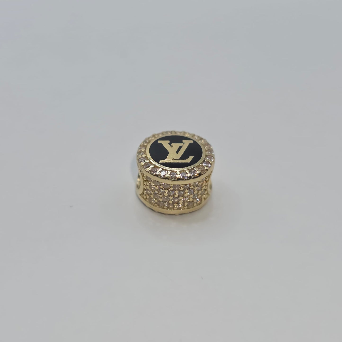 PANDORA LV CHARM 10K