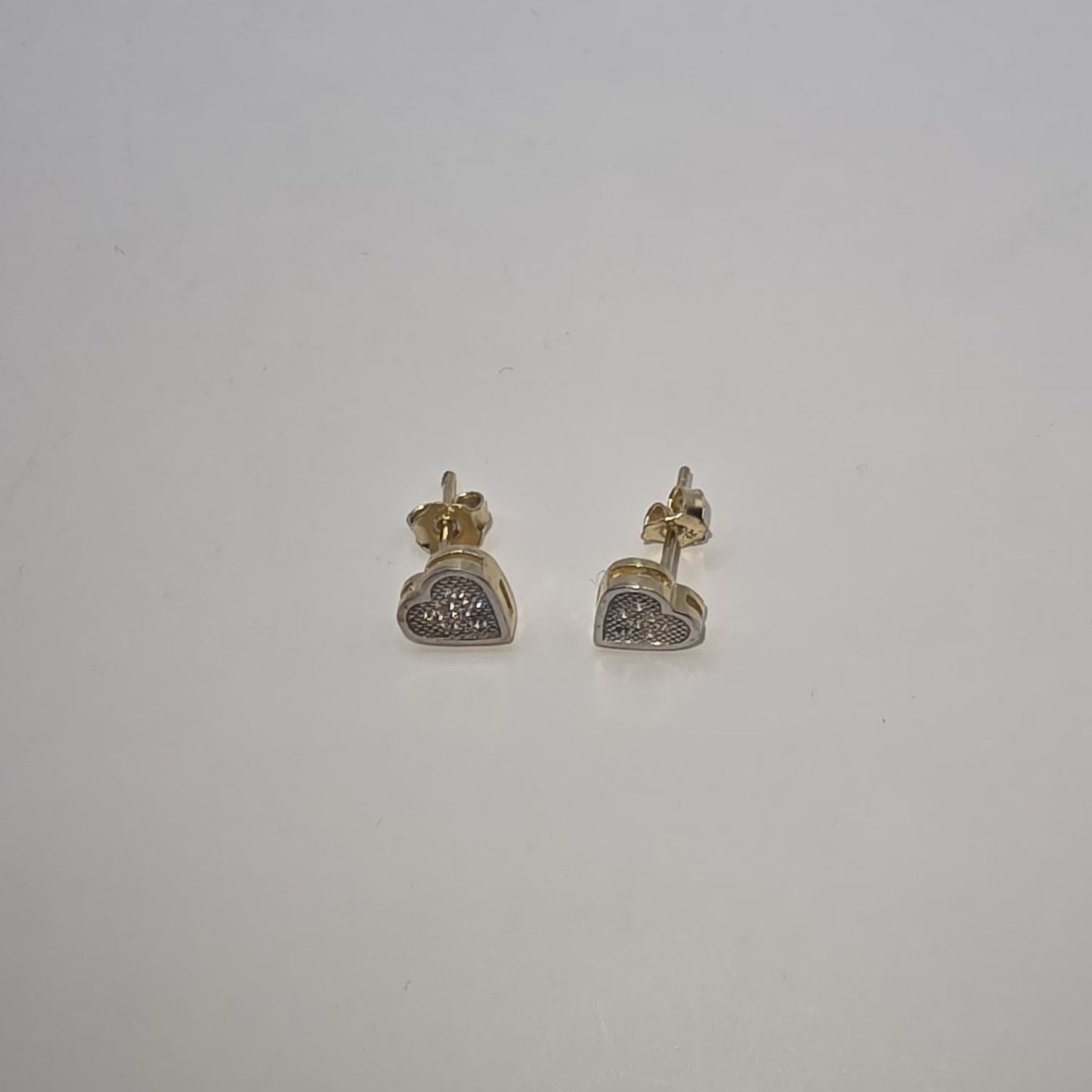 WOMAN'S STUD EARRING 10K